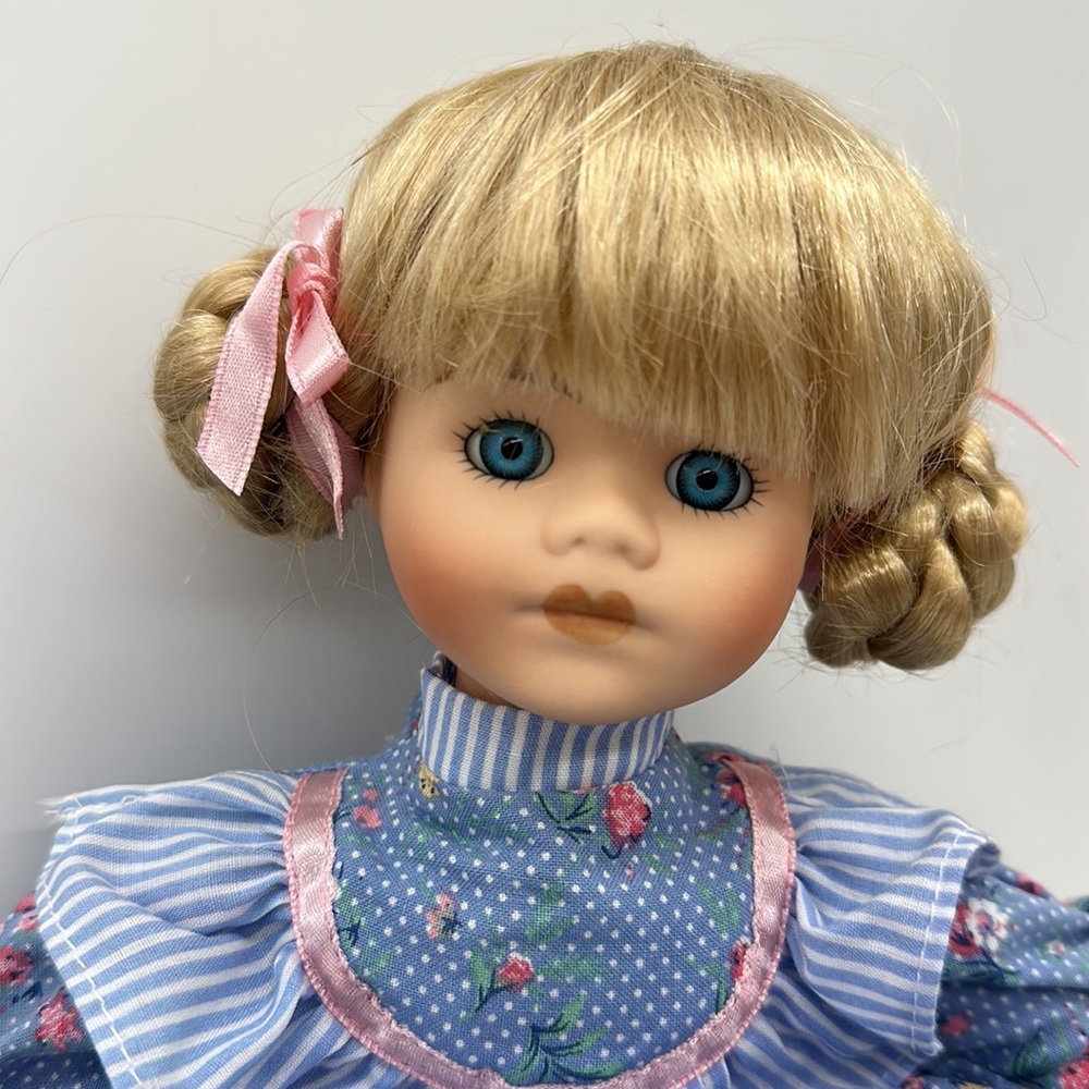 Vintage Porcelain Sitting Blue-eyed Doll on Pillow w/Basket of Chicks 10” High - Picture 3 of 10